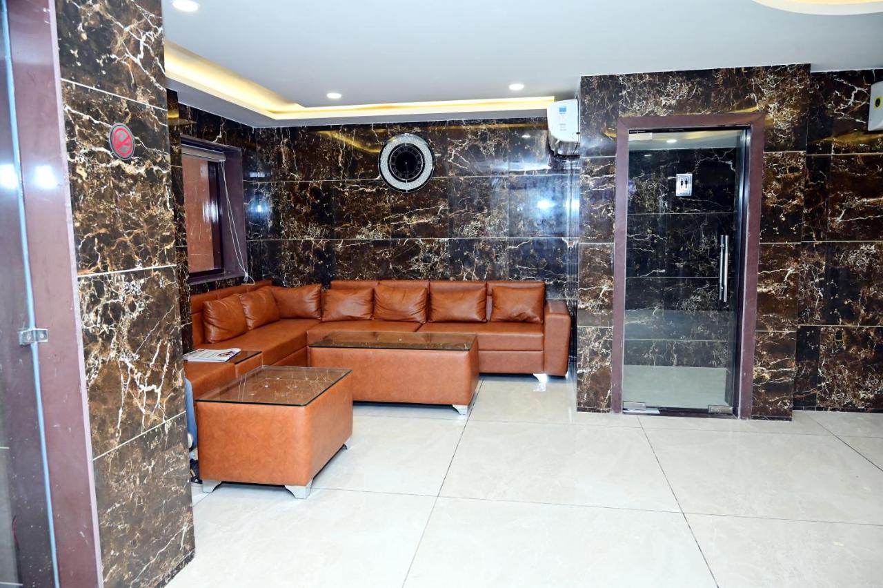 The Dwelling Inn เกรทเตอร์นอยดา ภายนอก รูปภาพ